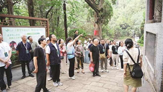 省市艺术家交城采风 共绘山水人文新画卷